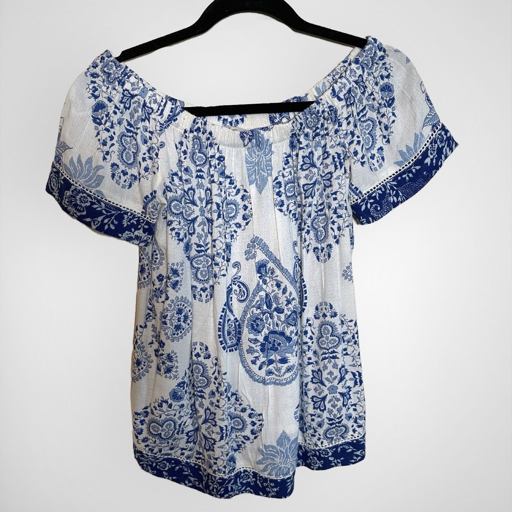Lucky Brand Blue and White Print Off-Shoulder Top